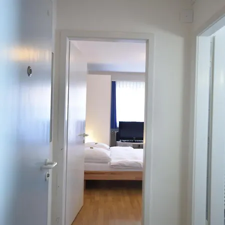 Very - Crown 41 * Цюрих